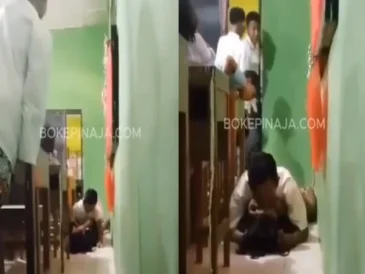 Bokep Indo Viral Ngewe Di Kelas Kosong Sampe Meja Bergetar