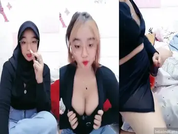 Cewek Cantik Ngebet Memek Pamer Tubuh Colmek WOT Lumer
